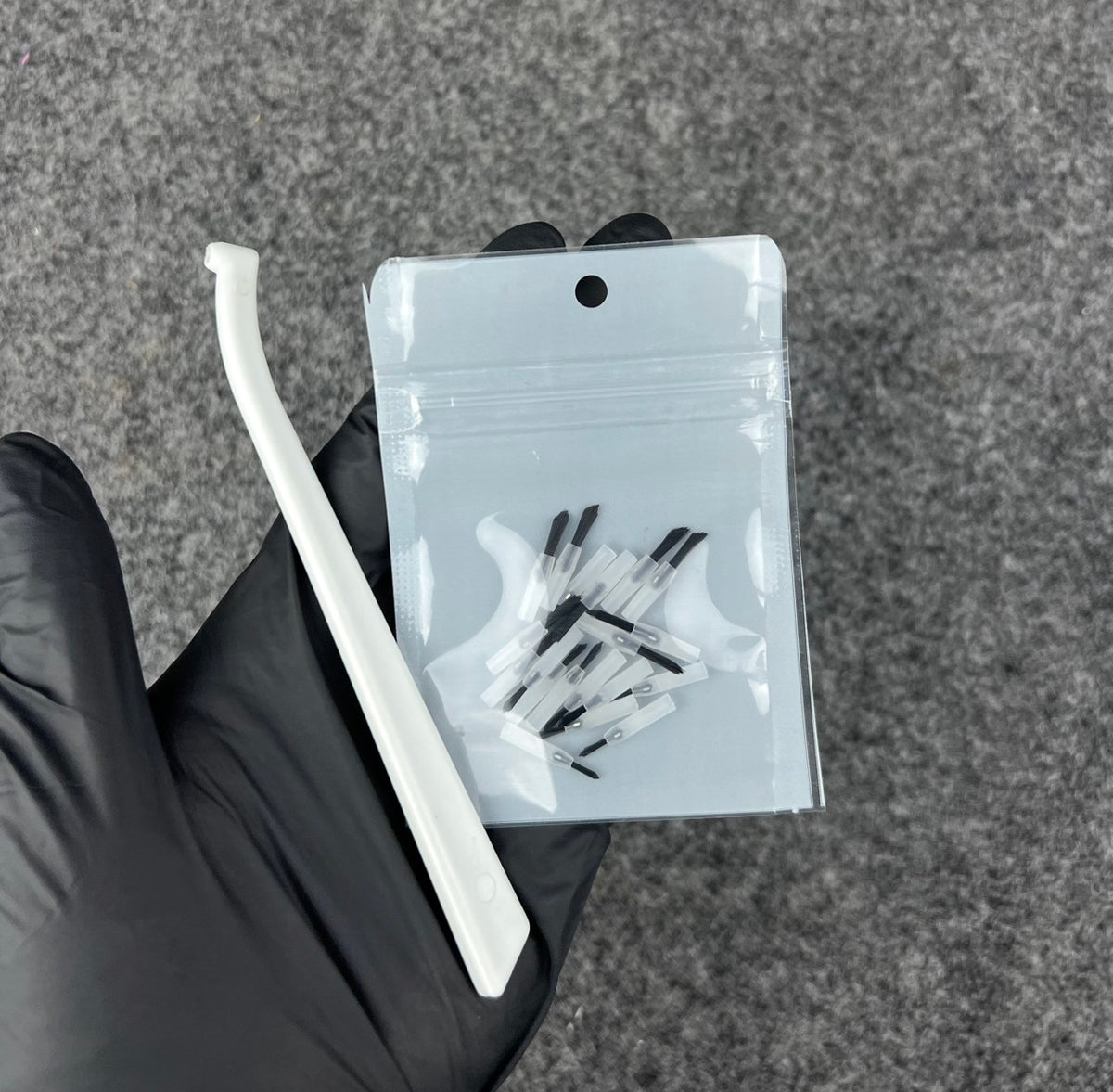 Bond Nylon Brushes With handle